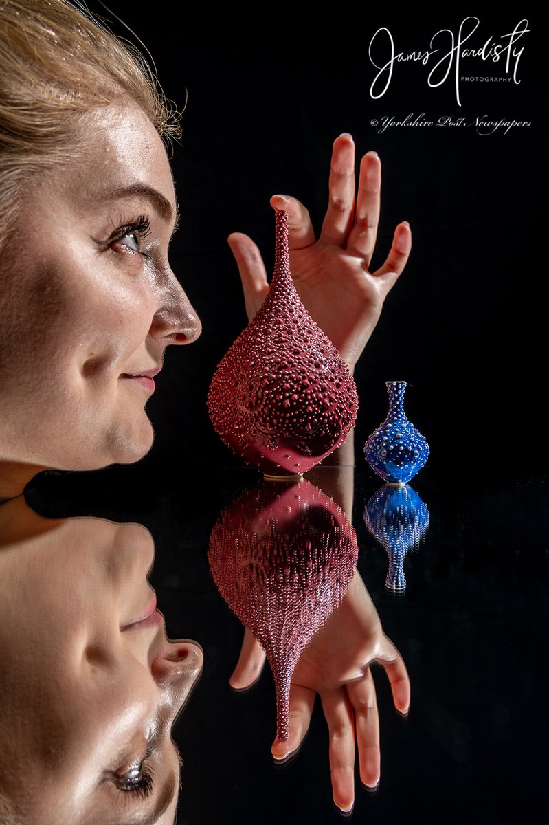 snapperjim's tweet photo. Outstanding #ceramics handmade by #HannahBillingham #Yorkshire #potter #artist in #this #weekends @yorkshirepost one of three #YorkshirePotters featured ahead of the #York #Ceramic #Fair @CeramicArtYork @MarisaCashill @IanDayPix @jonmillsphoto @SWNSLeeds @a_lastair @BenJonesPicEd https://t.co/zdjpStmnjI