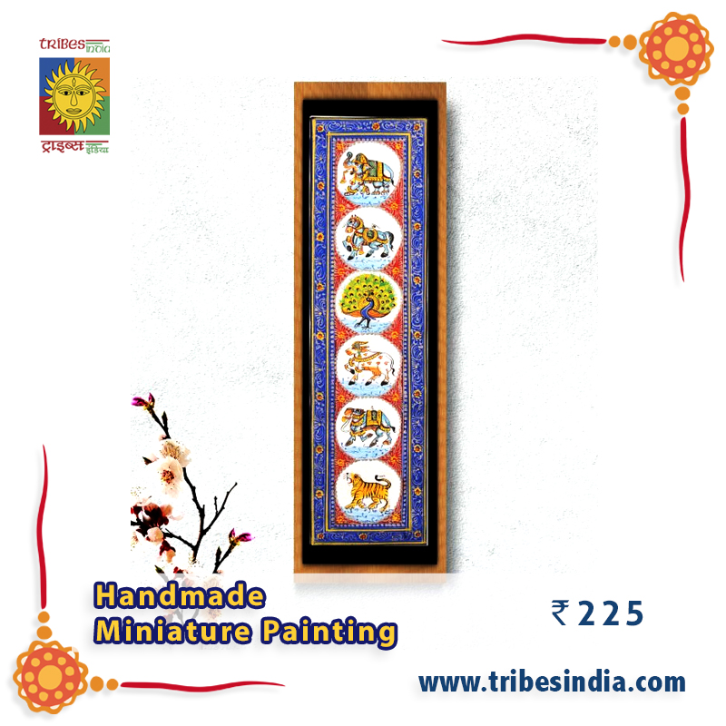 tribesindia's tweet photo. Surprise your sibling with a special gift this Rakhi, a wide range of handlooms and handicrafts to choose from at @tribesindia. 

Shop now from https://t.co/3WJYtnwvQO or visit your nearest @tribesindia outlet to avail a discount of 70%.

#Vocal4Local #BuyTribal