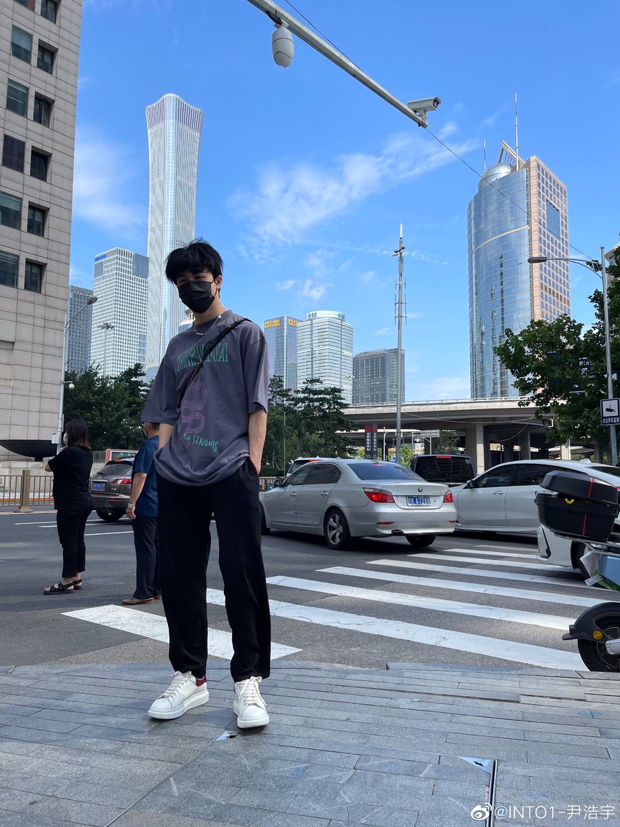 nidepaipai's tweet photo. น้องมาอัพเวย : ระหว่างทางไปเรียนหนังสือ
#แพทริค #Patrick #INTO1 https://t.co/hVvF4ks9Sn
