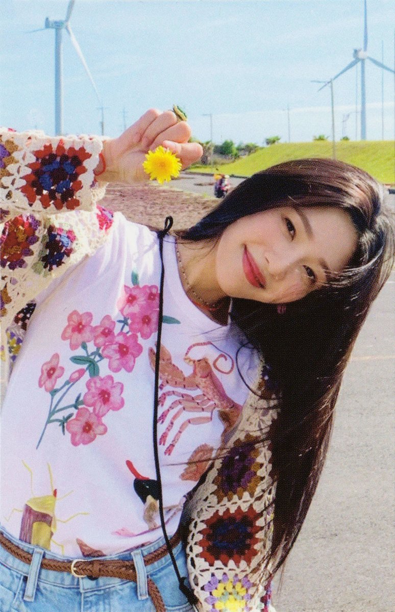 ReVeluv Archive tweet media