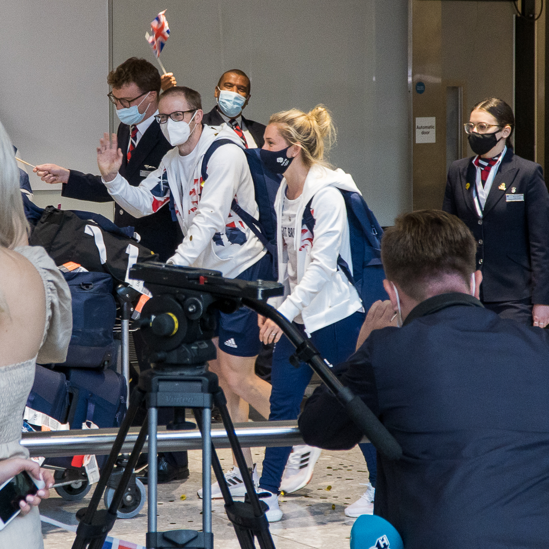 flightvideo's tweet photo. Welcoming olympic champitions at Heathrow Aiport Terminal 5 Arrival (Aug 9 2021)🛫London Heathrow Aiport Terminal 5 Arrival (Aug 9 2021)🛫 https://t.co/13b6QNpBHS