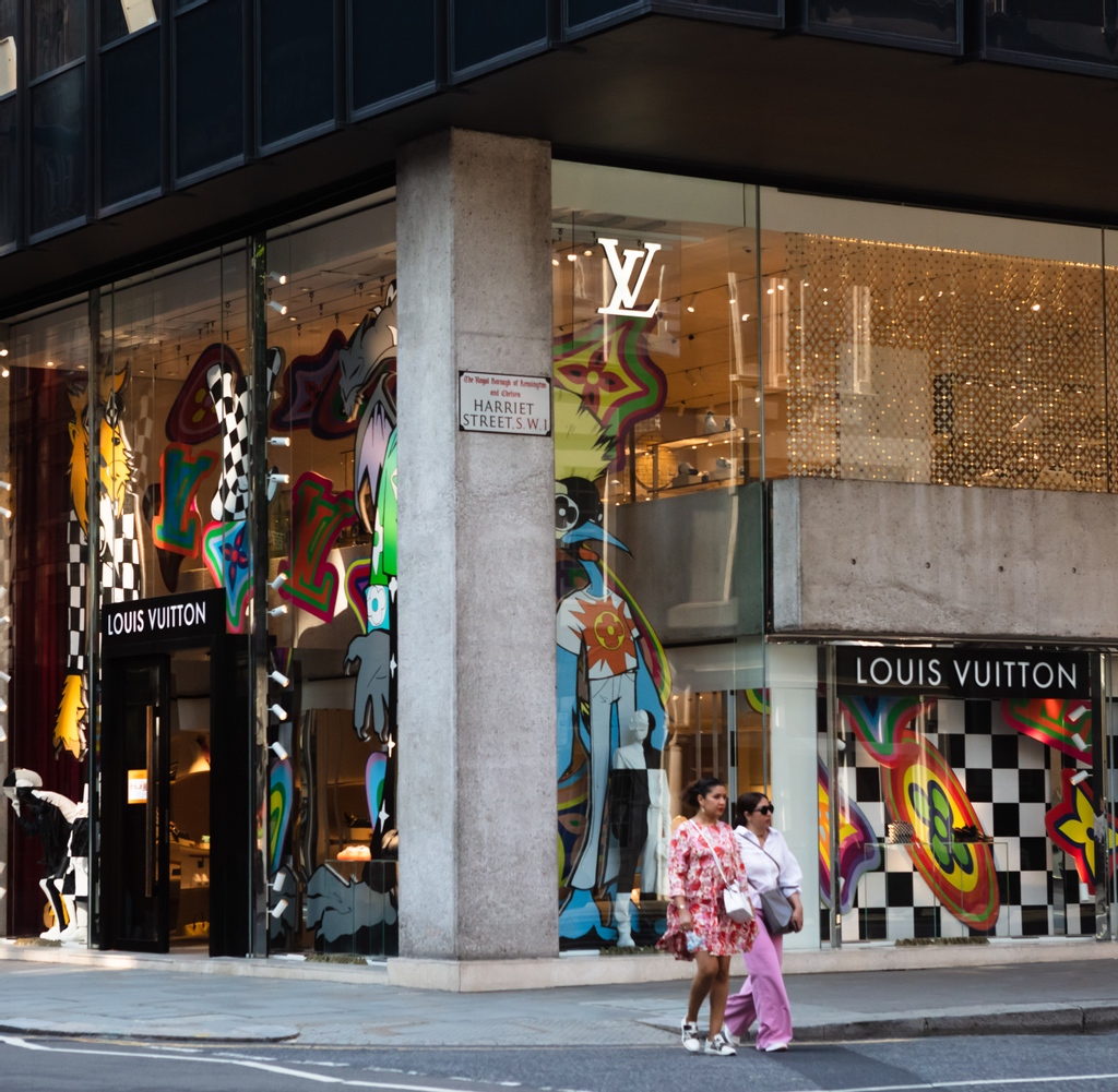 Sloane Street on X: Saturday's are best spent on #SloaneStreet. At  @LouisVuitton, you'll find the latest @TWNGhesquiere collaboration which  integrates the hand-drawn imagery of renowned design atelier,  @FORNASETTIofcl. Visit 190 Sloane Street