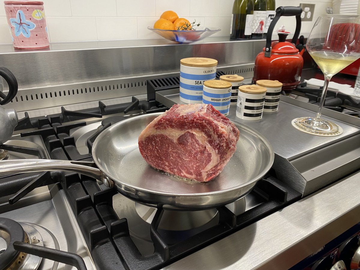 Sandra Lee tweet media