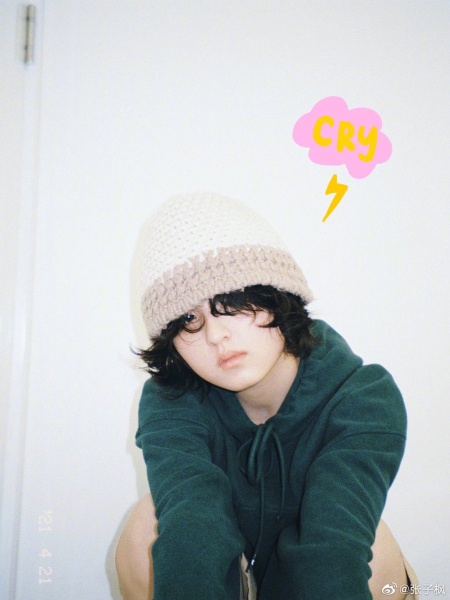 _re_00's tweet photo. 张子枫、気取らないラフなキュートさ… https://t.co/PXhVF6I2oC
