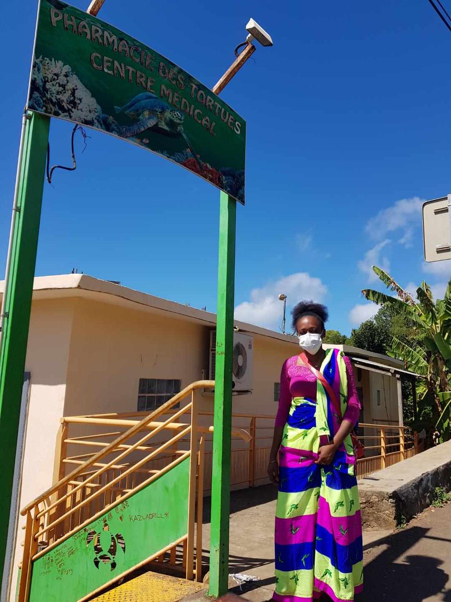 Jbrottier's tweet image. Ouverture d'un centre de dépistage ophtalmo à #Mayotte #Bandrélé. 
Je retrouve notre infirmière formée au Mans.
#ARS_Mayotte