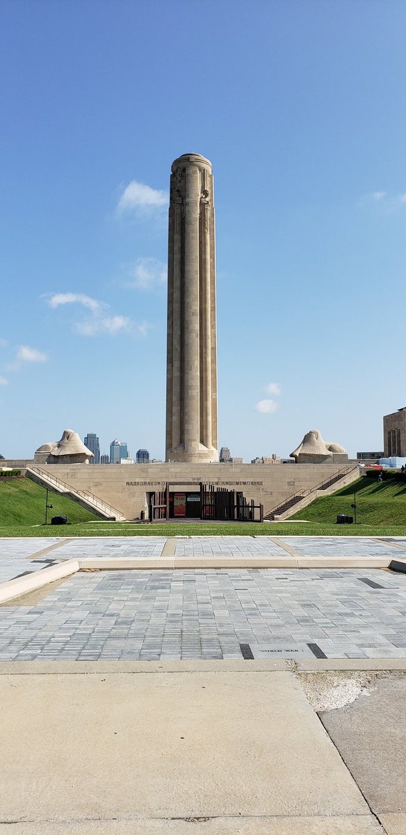 davidg_1392's tweet photo. What a view! #WWIMuseum #KansasCity https://t.co/OWhFLkXc9t