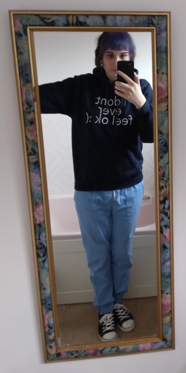 sadfem_'s tweet photo. hmm today i will cosplay @ogfbs https://t.co/6oFJTZ4YFr