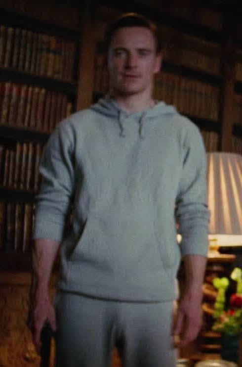 whatiserikdoing's tweet image. erik is standing