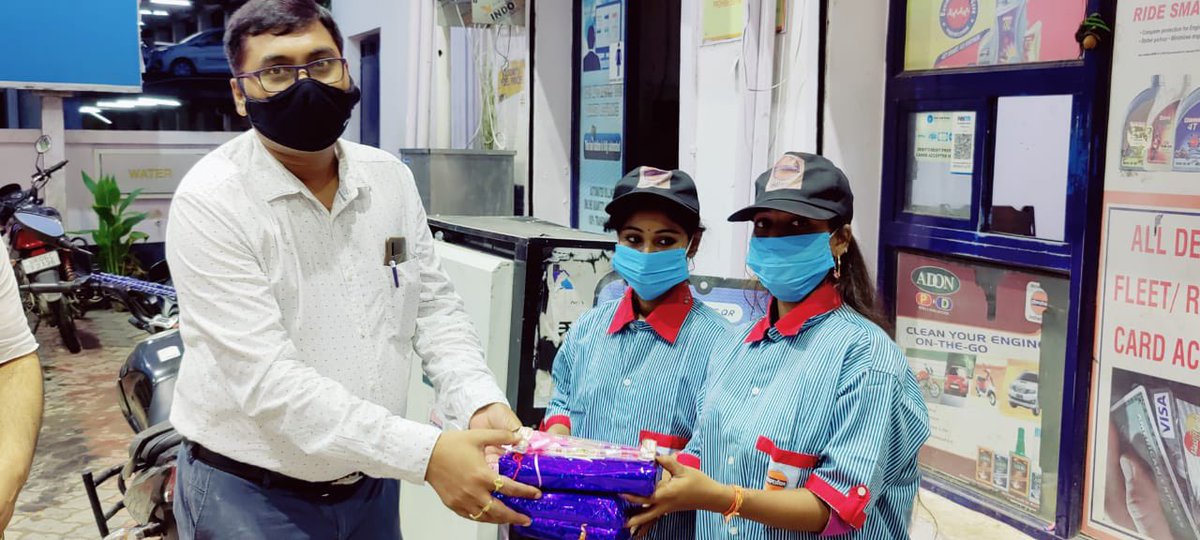 Felicitation of women customer attendants of Muzaffarpur DO on the occassion of Raksha Bandhan at RO KrishnaFuels,Muzaffarpur. <a href="/vibhashioc/">vibhash Kumar</a> <a href="/IOCL_BIHAR/">IOCL BIHAR & JHARKHAND</a>