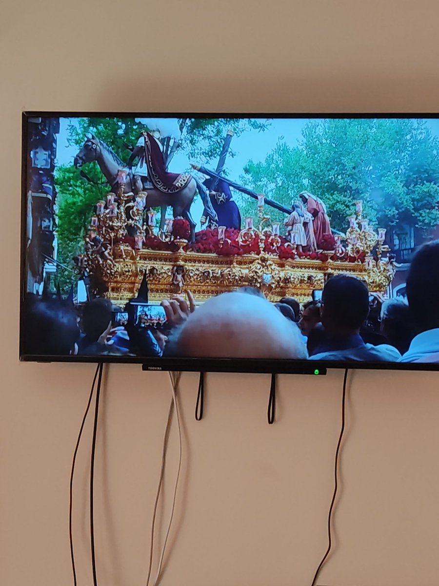 Hay algo más grande que esto? Y con stabat mater de los mejores <a href="/inciensosdesevi/">Inciensos de Sevilla</a>