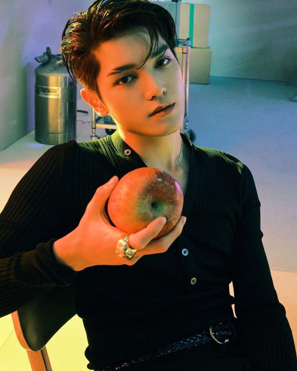 แทยงคอเต่า + แอปเปิ้ล

ชัวร์ป้าบ สตีฟจ็อบ เอ้ดเอมมึงหรอกกุไม่ได้หรอกกุไม่ได้ฉลาดขนาดนั้น