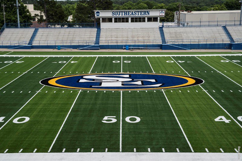 Hayden2404's tweet photo. Thank you @ToddThrockmort3 @SavageStormFB for the game day visit. Excited to check it out💪🏼 @CSAPrepStar https://t.co/VGaDQtVIry