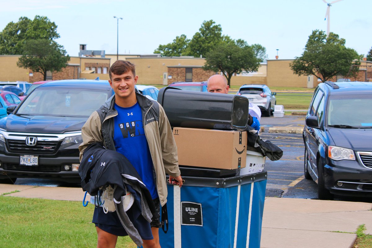 CrowderCollege's tweet photo. Happy Move-In Day, Roughriders! Time to settle in before classes start Monday! 💙 https://t.co/NvJBwmOO89