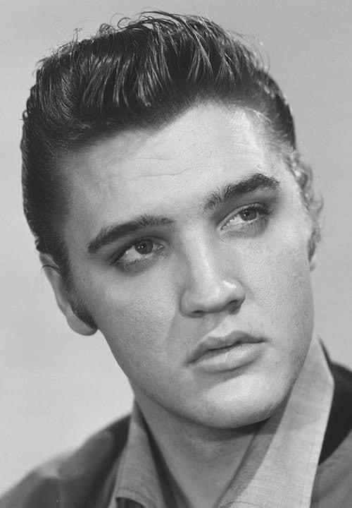 historypoptour's tweet photo. Elvis ❤

#elvistcb #elvis_tcb #elvis #elvispresley https://t.co/Lt3LgemK55