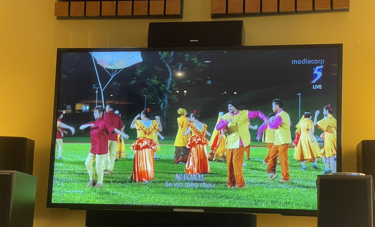 mrbrown's tweet photo. My family singing this Xinyao classic together. Because it is a song from the youth of my wife and me.
And our kids watched and rewatched @YeeWeiChai’s iconic movie, That Girl in Pinafore.
#ndp #ndp2021 #GrumpyUnclesWatchingNDP #TogetherWeGrumpy https://t.co/sI0nbhXXni