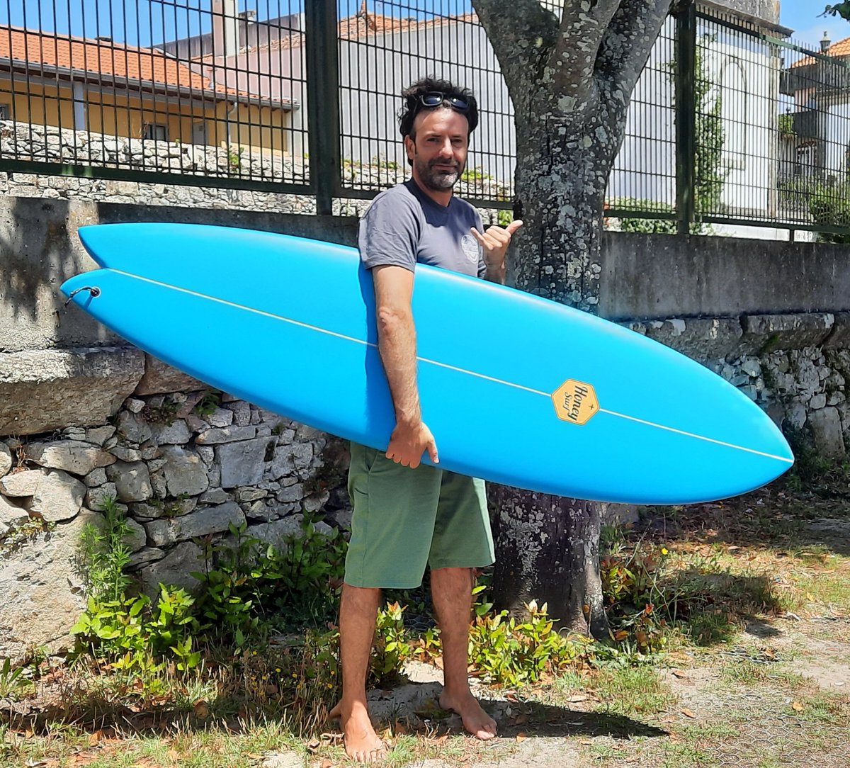Honeysurfboards's tweet image. Muy contentos con la nueva Long Fish 6'8" 🔥🤙perfecta para olas largas y pasar secciones con facilidad #madeineurope #retrosurf encarga la tuya online en @TheSurfMarket #surfboards #longfish #honeysurf