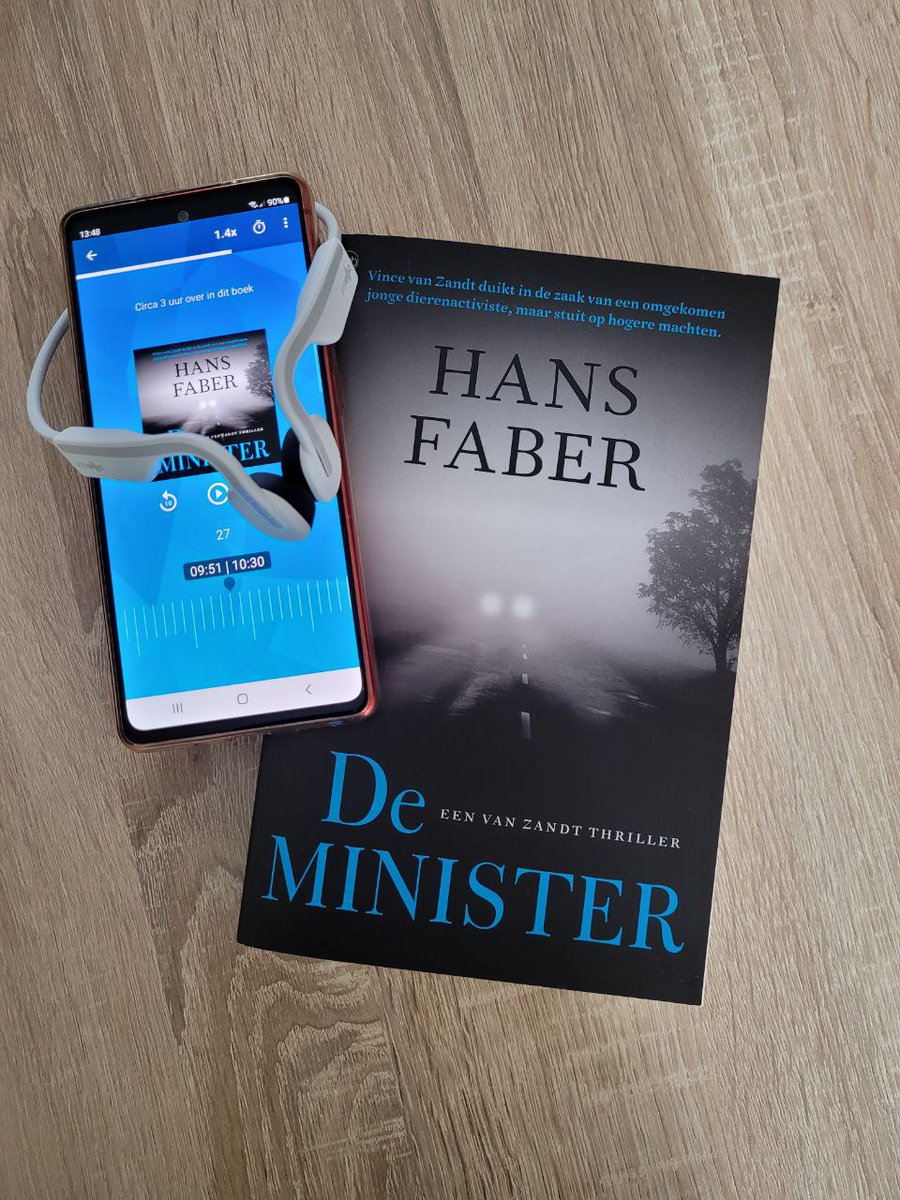 De Koukleumpjes (@dekoukleumpjes) on Twitter photo Bryan leest, en luistert, momenteel 'De minister', het tweede deel in de Vince van Zandt-serie, geschreven door <a href="/hfbr/">Hans Faber</a>. Wat een toffe thriller is dit! Hij gaat snel weer lezen want hij is benieuwd naar de ontknoping. #mustread
<a href="/TheHouseofBooks/">The House of Books</a> #lezen #boekperweek #zomerlezen Bryan leest, en luistert, momenteel 'De minister', het tweede deel in de Vince van Zandt-serie, geschreven door <a href="/hfbr/">Hans Faber</a>. Wat een toffe thriller is dit! Hij gaat snel weer lezen want hij is benieuwd naar de ontknoping. #mustread
<a href="/TheHouseofBooks/">The House of Books</a> #lezen #boekperweek #zomerlezen