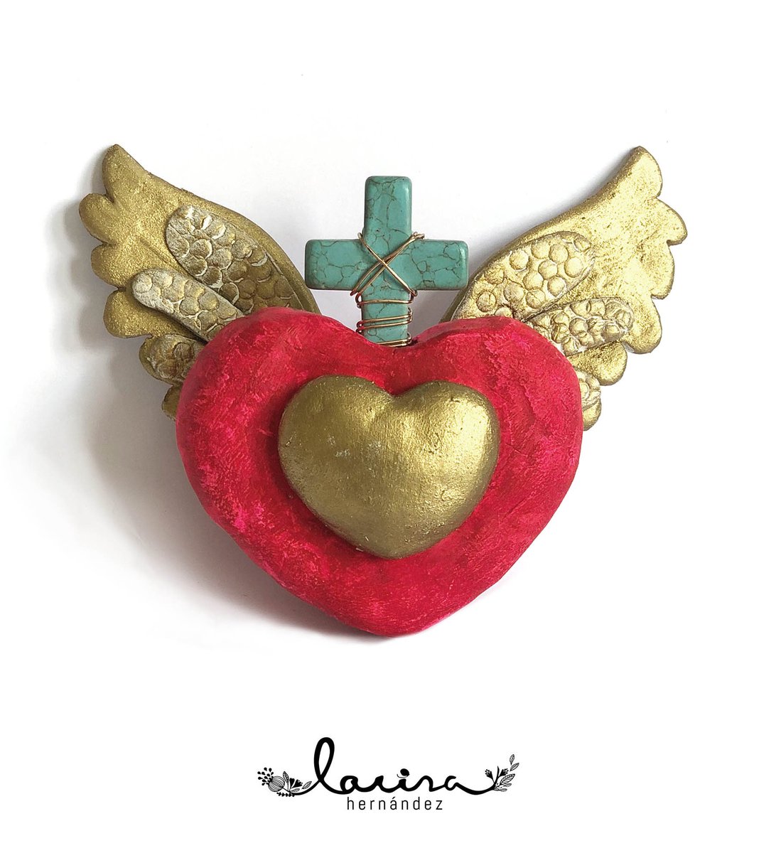 Lately I have been working on a Mexican Hearts collection. I admire the Mexican cultural heritage:the way they re-use and add their traditional color palette, their textures,their types of food, their textiles and every aspect of their life and art.#larisahernandez #mexicanhearts