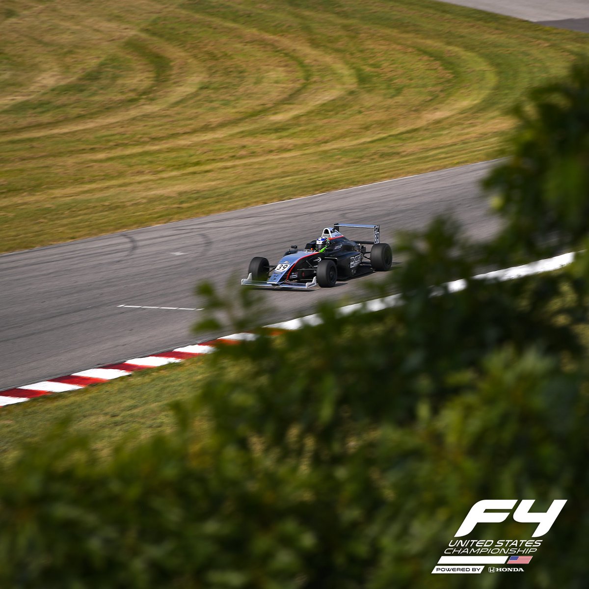 F4Championship's tweet photo. Catch the #BrainerdSpeedTour race reply live Saturday at 2 PM EDT: https://t.co/5EAda1a4Xy https://t.co/RKUtb7lim9