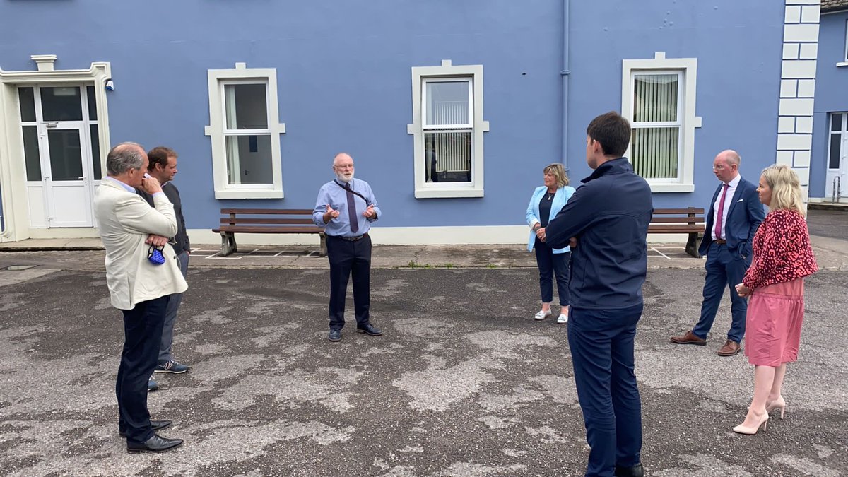 Tourism-Culture-Arts-Gaeltacht-Sport-Media (@deptcultureirl) on Twitter photo Bhí an tAire <a href="/jackfchambers/">Jack Chambers TD</a> an-sásta cuairt a thabhairt ar Choláiste na Rinne tráthnóna inniu chun éisteacht lena bpleananna iontacha don todhchaí. Bhí an tAire <a href="/jackfchambers/">Jack Chambers TD</a> an-sásta cuairt a thabhairt ar Choláiste na Rinne tráthnóna inniu chun éisteacht lena bpleananna iontacha don todhchaí.
