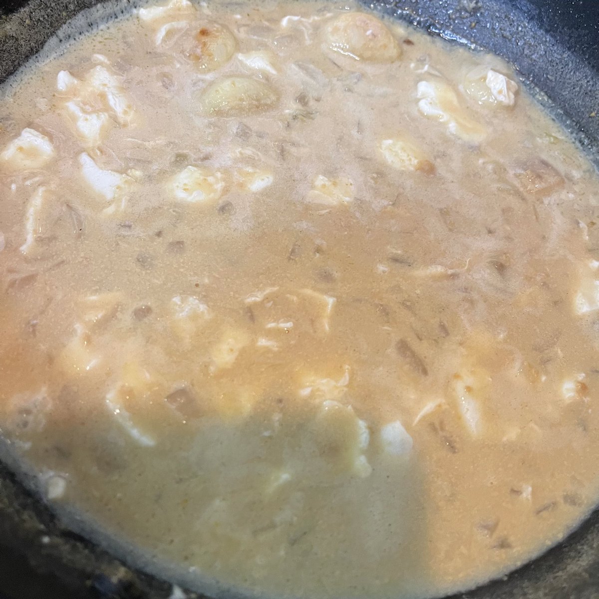 宮内桃子 お料理youtube 好きなチャンネルが ３つあるんだけど そのうちの一つ 三國シェフの番組に載っていた にんにくスープ 動画見ながら作ったのに 大失敗した 失敗過ぎて飲んだ瞬間 一人で笑っちゃった 誰かに飲んでもらいたいくらい 人生で