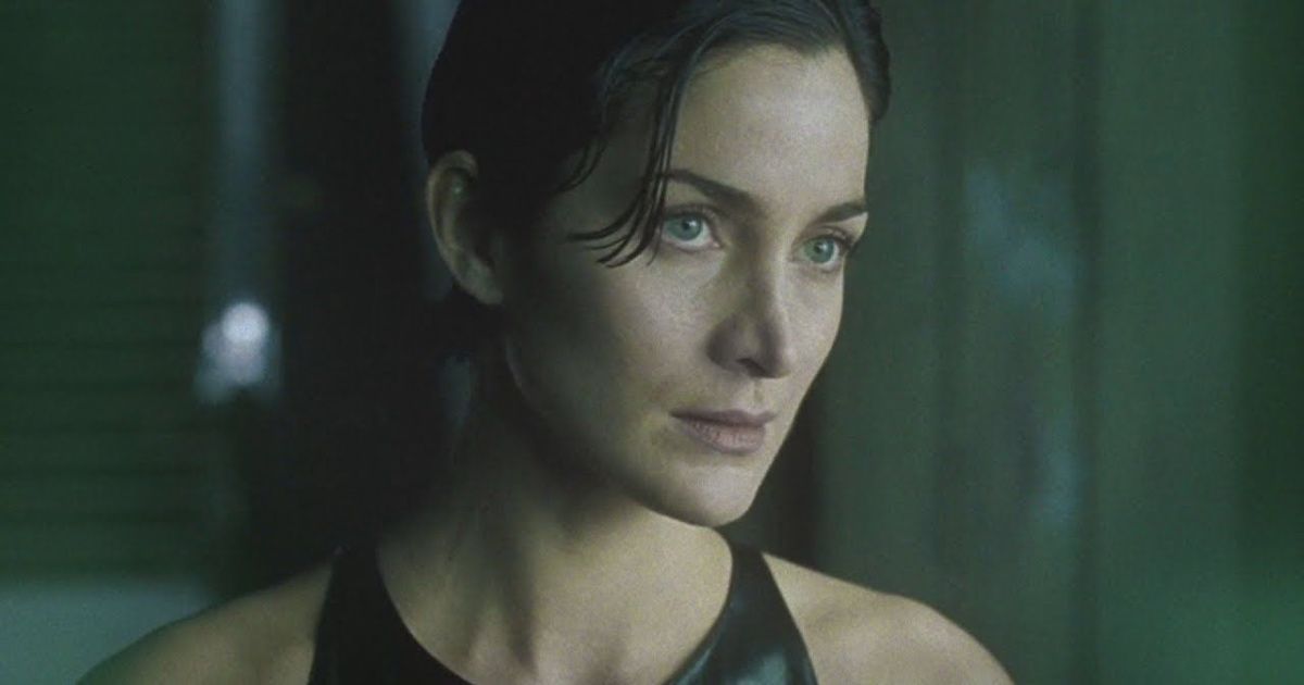 Happy birthday to the canadian queen carrie anne moss <33 