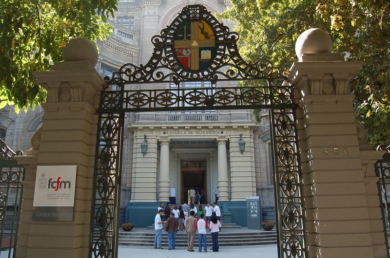 Portal_Minero's tweet photo. #ResumenSemanal | Ingeniería de Minas de la Universidad de Chile mantiene liderazgo en Ranking Shangai 2021 https://t.co/4N7RKHYW1X https://t.co/5eQCKjkQCP