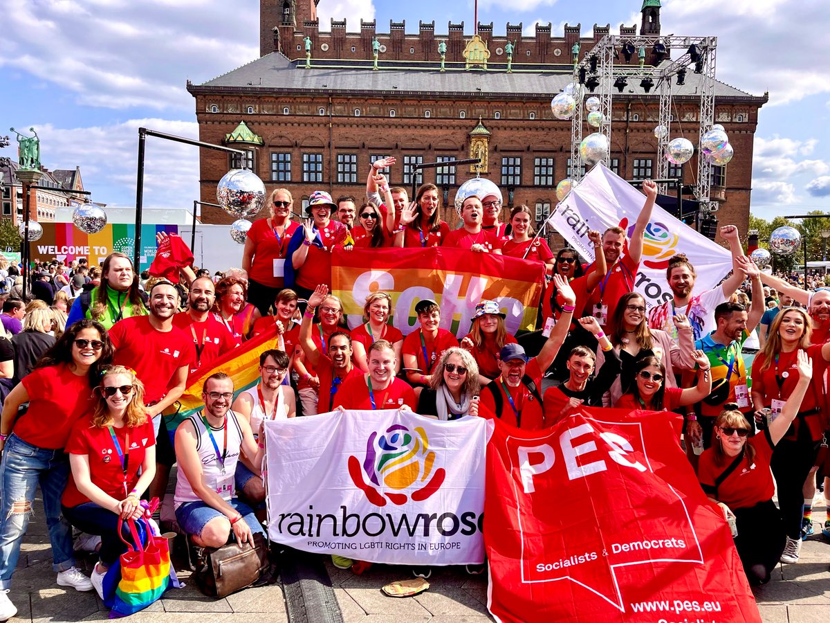 We’re proud to be in Copenhagen 🇩🇰 today with @RainbowRose_PES for #WorldPride. We will keep fighting for LGBTIQ rights and equality 🏳️‍🌈🌹. Read more: pes.eu/news_content.p…