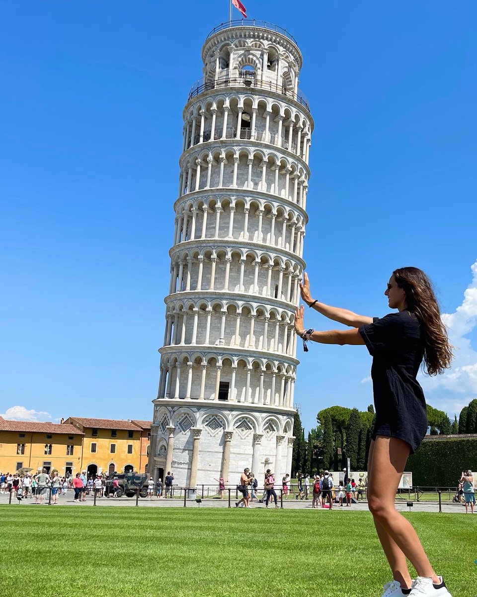 gemmatriay's tweet photo. Pisa, che meraviglia conoserti 🏛
📸 1,2,3 ?😂
#pisa #italia #torrepisa #weekend https://t.co/RawGfrPbKG