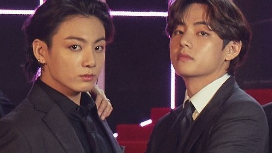 gukth's tweet photo. and thats on most powerful couple https://t.co/GgNpaxBFsx