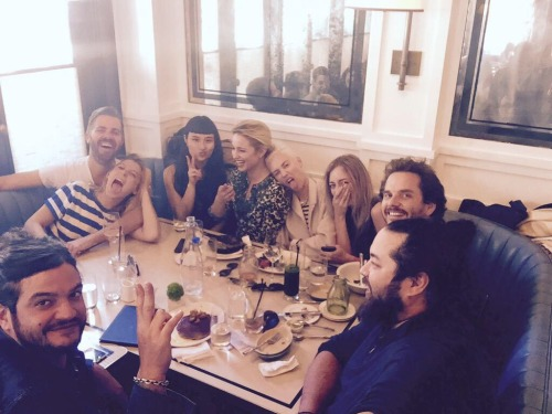 fellintodianna's tweet photo. Also in 2015, Dianna posted this photo captioned "When out with the crew, dine out w/ @MasterCard & they’ll donate 2 @SU2C #sponsored https://t.co/WAPF1p35ma #StandUp4" https://t.co/L7h6tEy7Km