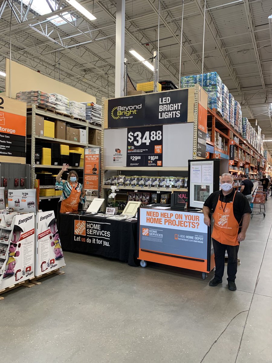 SGAturday at Millenia! Partnering up with Erin from HDI. ⁦<a href="/HDE_HenryD/">HDIS__Henry</a>⁩ ⁦<a href="/Dmctarsney/">Don McTarsney</a>⁩ ⁦<a href="/thdkwalk/">Kurt Walker</a>⁩ ⁦<a href="/TampaBSM_RobinK/">Robin Kilgore</a>⁩ ⁦@Merced21Ray⁩ ⁦⁦<a href="/dalzire/">dalzire</a>⁩ #createpersonalwealth