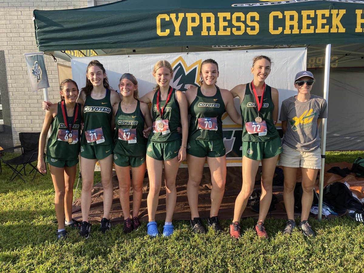 3 medal finishers, PR’s, and a 4th place team finish. Cross country season is here! #GoCoyotes