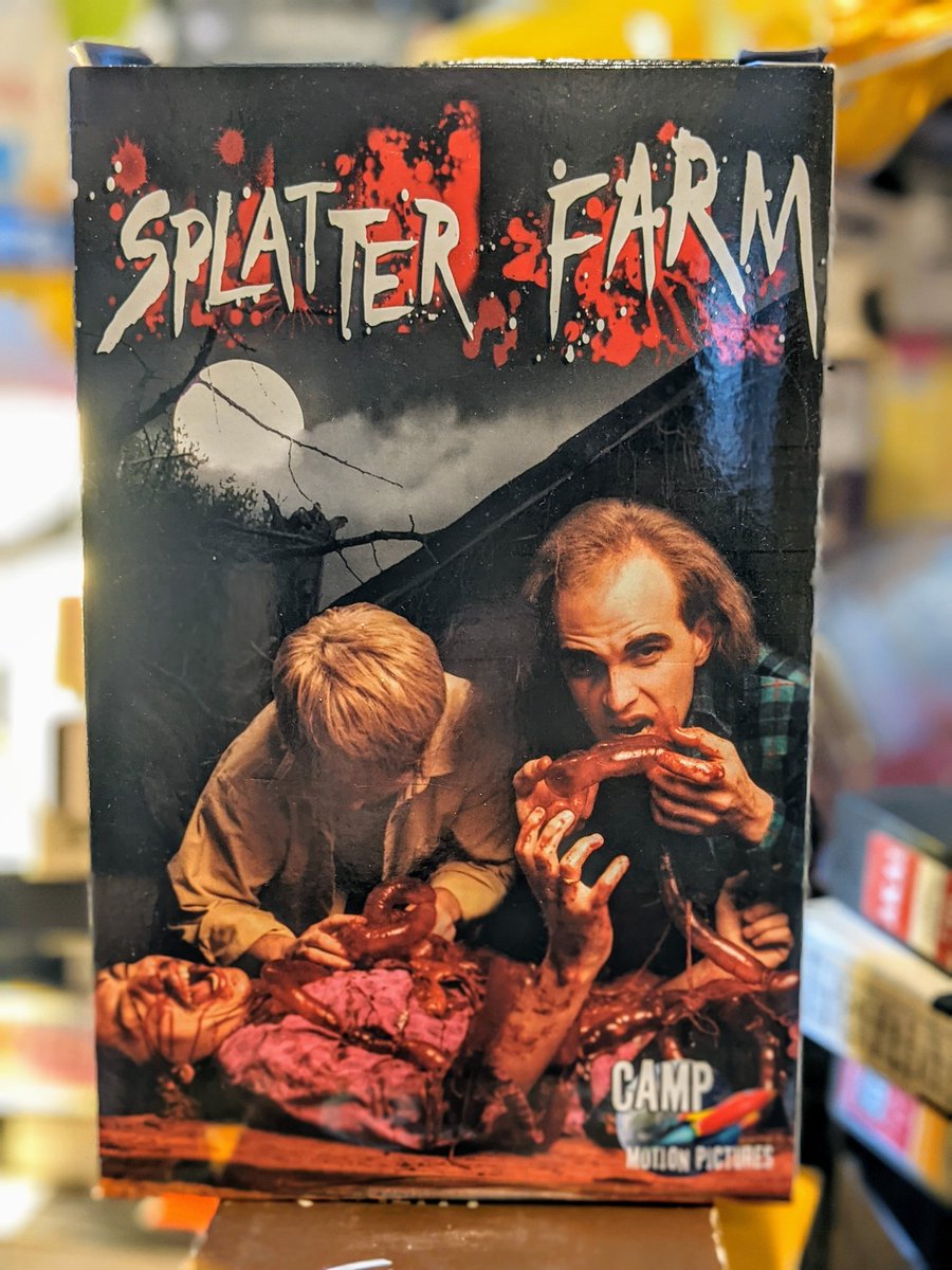 vhsordeath's tweet photo. Splatter Farm kick-started my life long obsession with SOV horror. My best friend and I rented it when we were 13 years old and watched it a total of 6 times in two days! I love this movie more than I could ever put into words. ❤️ @PoloniaBros_Ent @AlternativeCine #gore #horror https://t.co/wcBllWnEZT