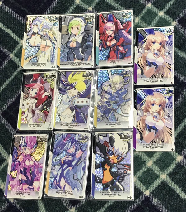 5vの新カード増えたので整理、意外とUR 出てた。
シス子がカードエラーで読み込まなくなってたのでアイネス助かる
しばらくこのデッキで武装集めと育成するかな。
時短営業落ち着くまではそんな通えないけど
 #武装神姫アーケード 