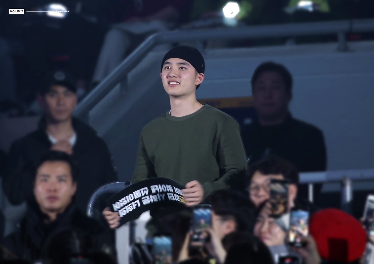 hourlykyungsoo's tweet photo. #DohKyungsoo #DO(D.O.) #도경수 
#디오 #엑소디오 #EXO @weareoneEXO https://t.co/Ib12wqU30v