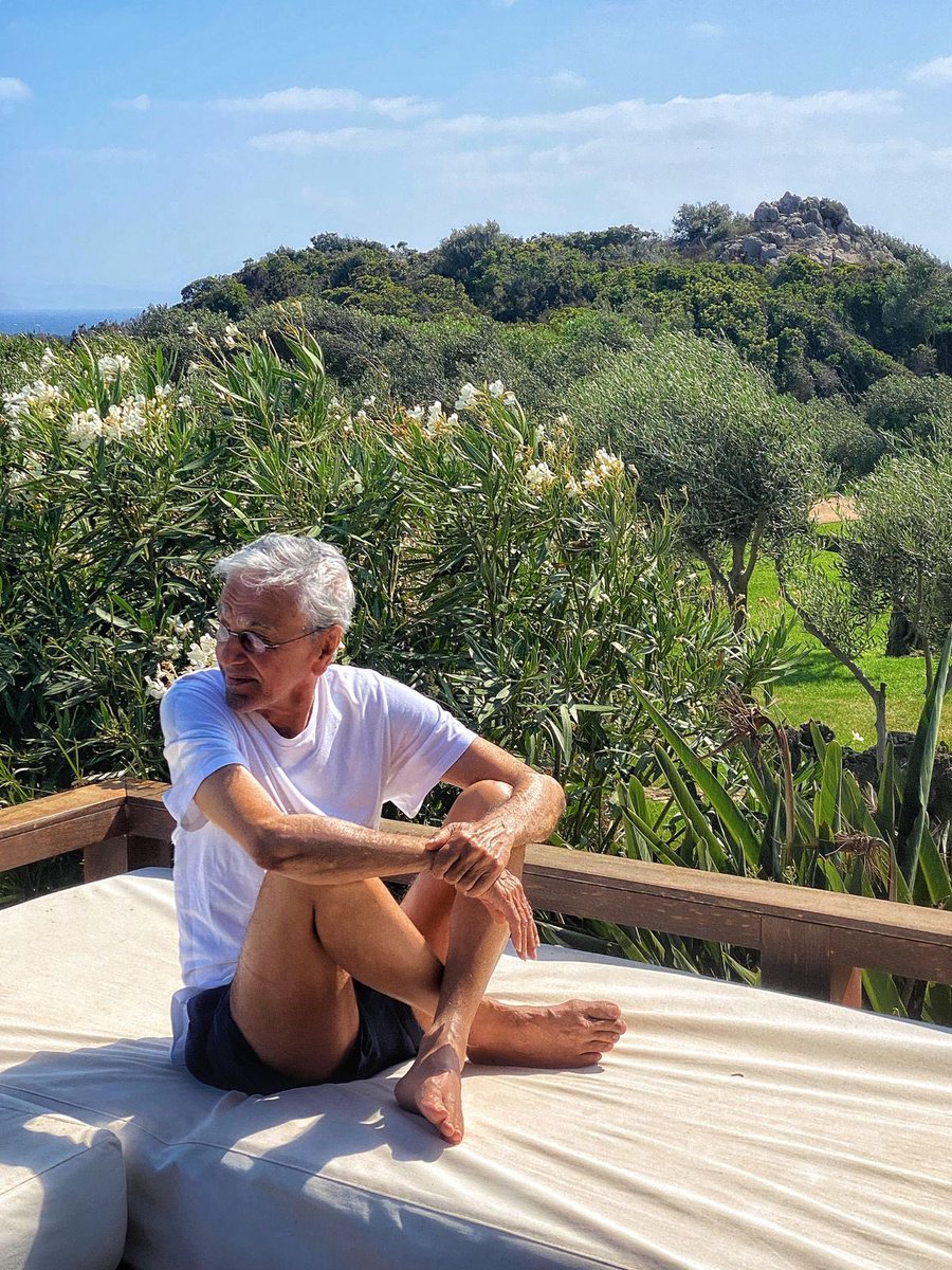 Caetano Veloso tweet media