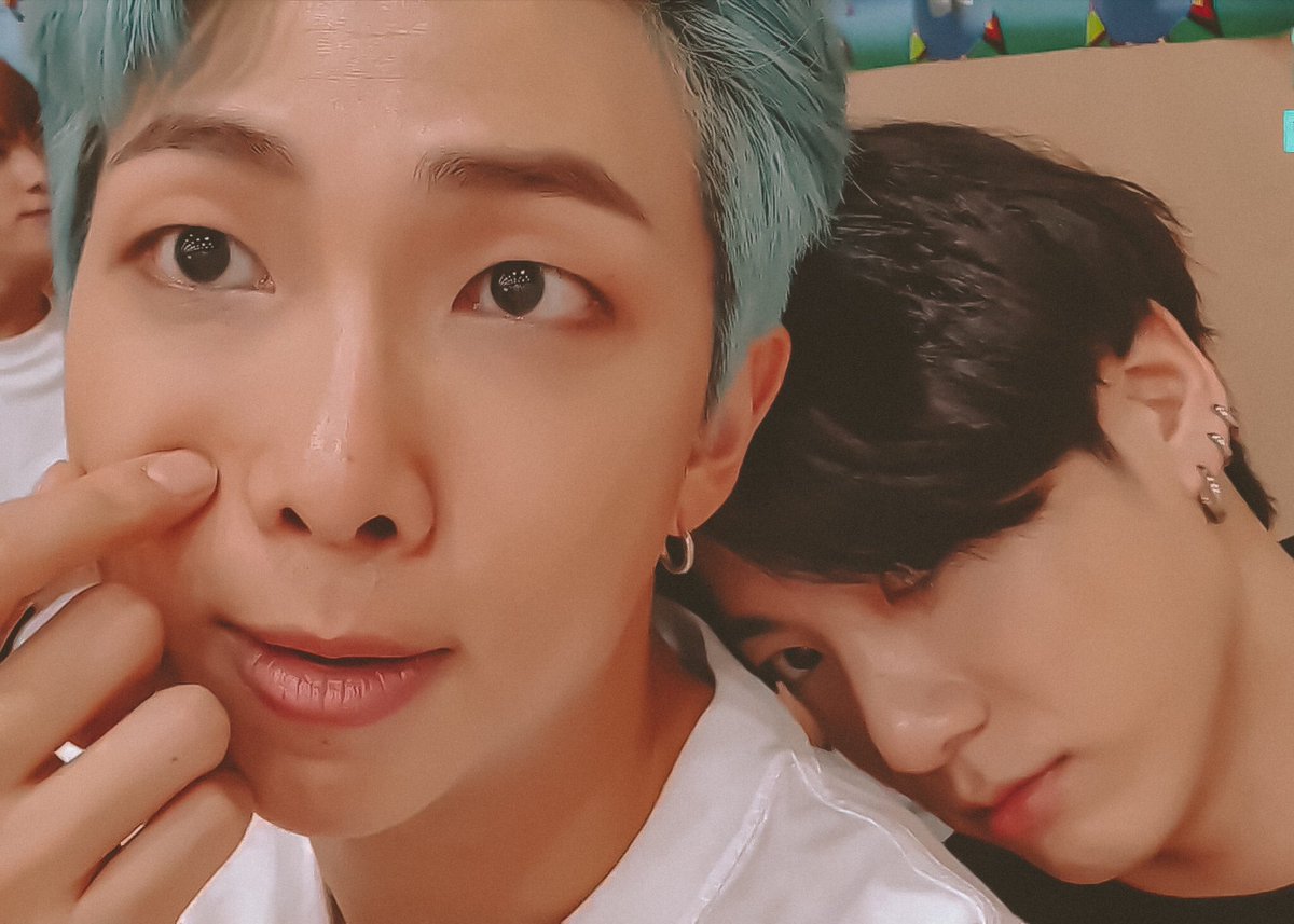 agustdfms's tweet photo. I miss them so much ♡ https://t.co/Ldg0PZ0DiT