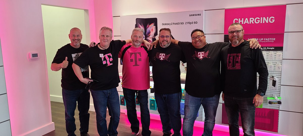 Great to meet with Brad, CJ and Jeff, our HTEs as well as Tom, our RSM in Bourbonnais!  Love the drive to win and teamwork guys!