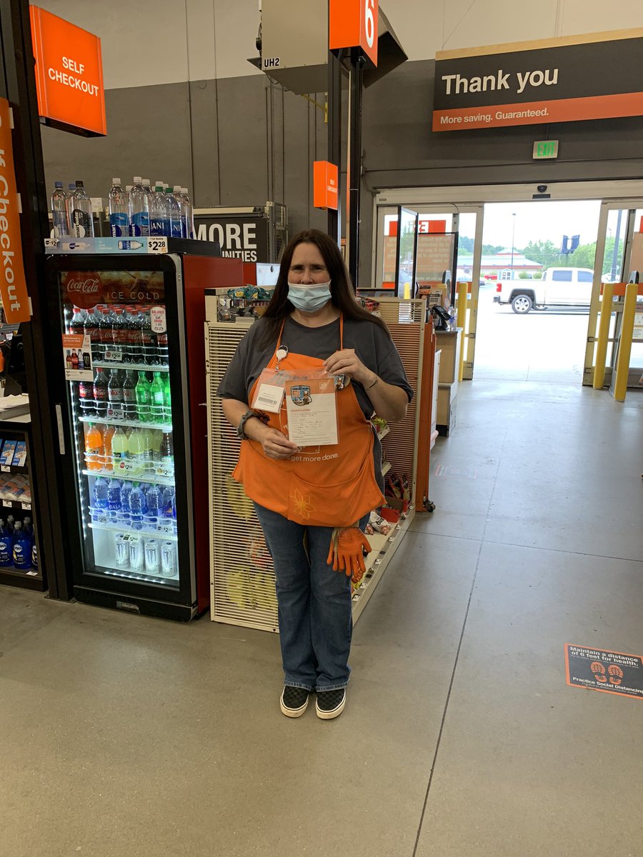 Recognizing cashier Anna for driving GET on the front end and consistently being mentioned on the VOC for her service. Great job Anna!