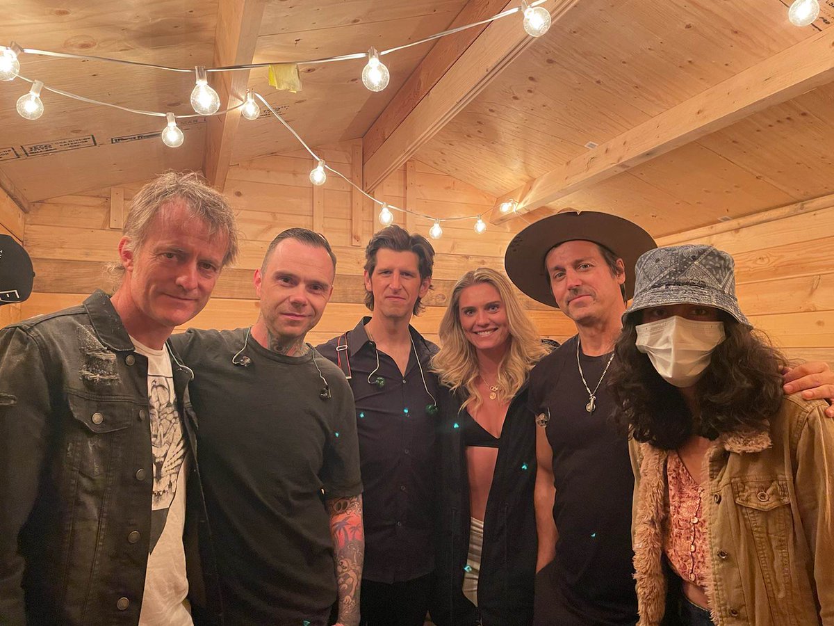 sophiamathur's tweet photo. @OurLadyPeace @morningshowca I appreciate being tethered to the #FutureFamous. https://t.co/NVxsbccpHT
Was nice meeting you and Alysha Newman last week backstage at Burl’s Creek. 
Enjoyed dancing out  in the field especially to #StopMakingStupidPeopleFamous https://t.co/s4iwoIVsid https://t.co/NNY0oBqzdy