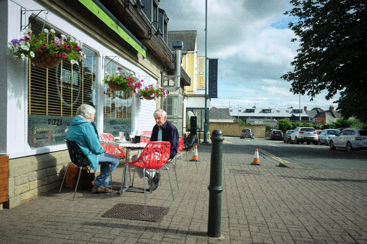 narratingimages's tweet photo. When you said you were taking me out, I didn't think you literally meant outside!”

���⋅☆⋅⋆ 
.
.
#feature #documentaryphotography #documentary #documentaryphotographer #photodocumentary #documentyourdays #streetphotography #streetphotos #contemporaryphotography #fujifilm https://t.co/APLO1W8w0t