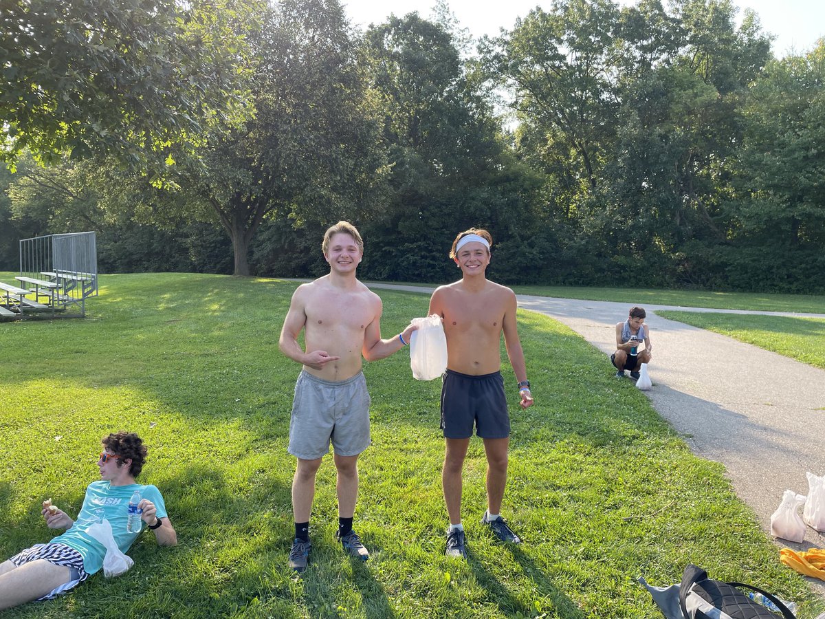 BBoze's tweet photo. Awesome 2nd Annual B Group and Friends Donut Dash! This year’s champ is 2021 grad Ian Huckabone keeping the trophy in the family as brother Bob was the 2020 champ. Congrats Ian! Fun day 😀 https://t.co/eZn4O4RBVW