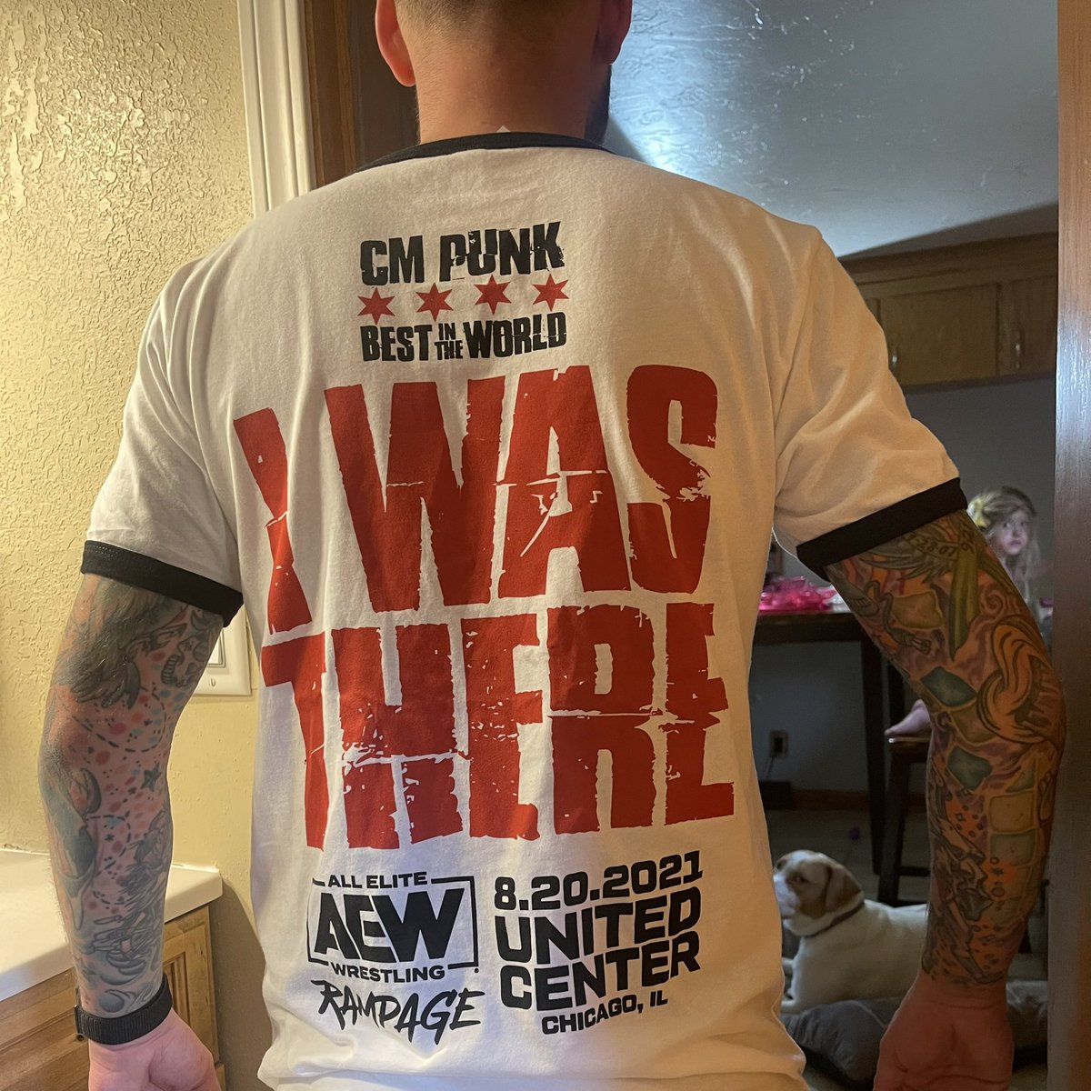 alleliteadam's tweet image. I’ve never seen a merch line like I did last night to get these shirts. 

It was so long security had to help direct traffic in the lines and I even paid someone in the line to grab two for me &amp;amp; I’m glad I did! #AEWRampage #CMPunkisAllElite