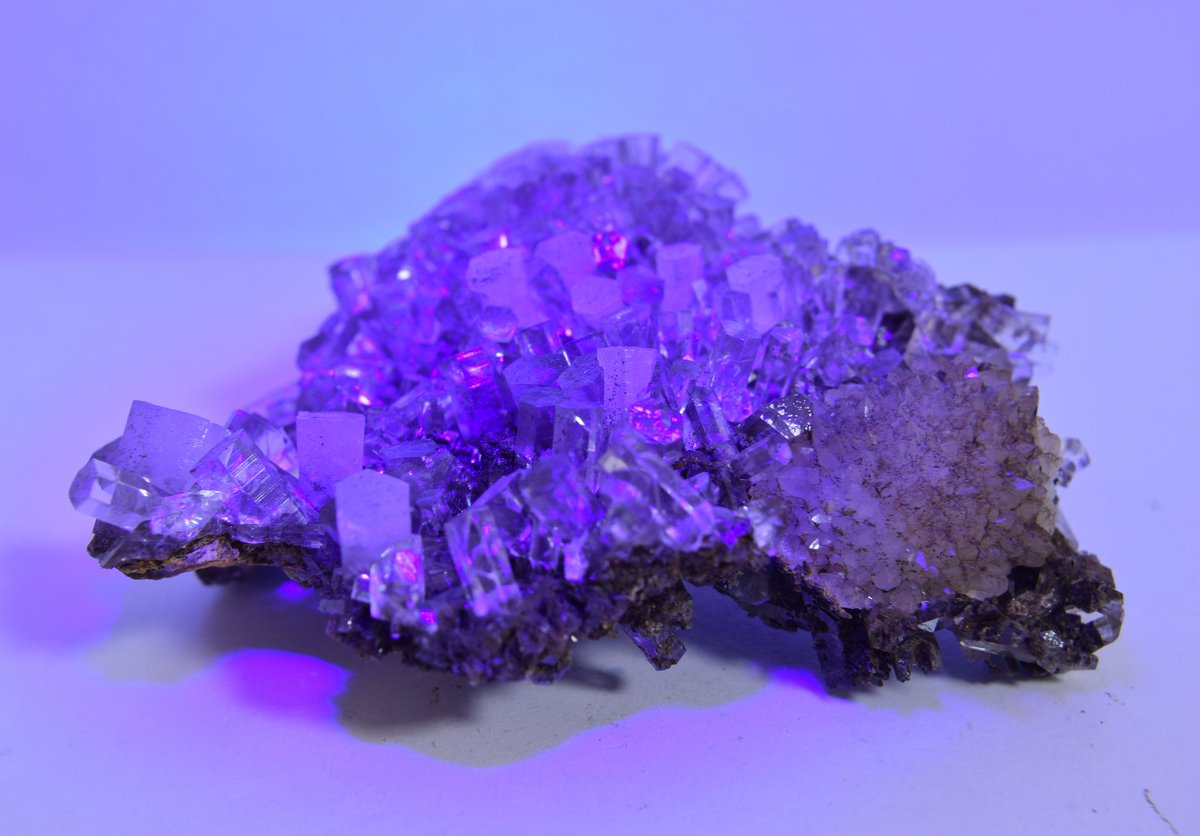 NineBall1123's tweet photo. カルサイト 
方解石
calcite
福建省
#鉱物 https://t.co/luIxE2lcmx
