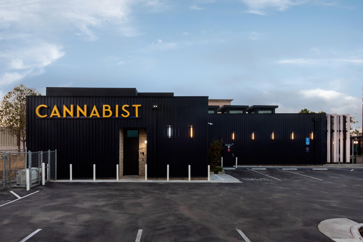 cann_company's tweet photo. Today is the day! Cannabist San Diego will hold their grand opening event to introduce the #HigherExperience to their community. This team is a prime example of what #Cannabist is all about.
$CCHW $CCHWF #ColumbiaCare https://t.co/bKxybzDyZ5