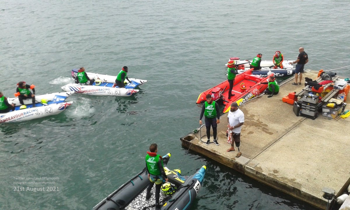 LookIIPlymouth's tweet photo. More images from West Hoe pier today in Plymouth, whilst watching the Thundercat speedboat races, & HMS Severn in the distance. #Plymouth #Thundercats #Thundercat #LookII #LookIIPlymouth #RustyReg #Speedboat #Speedboats https://t.co/V7TL4h3upk