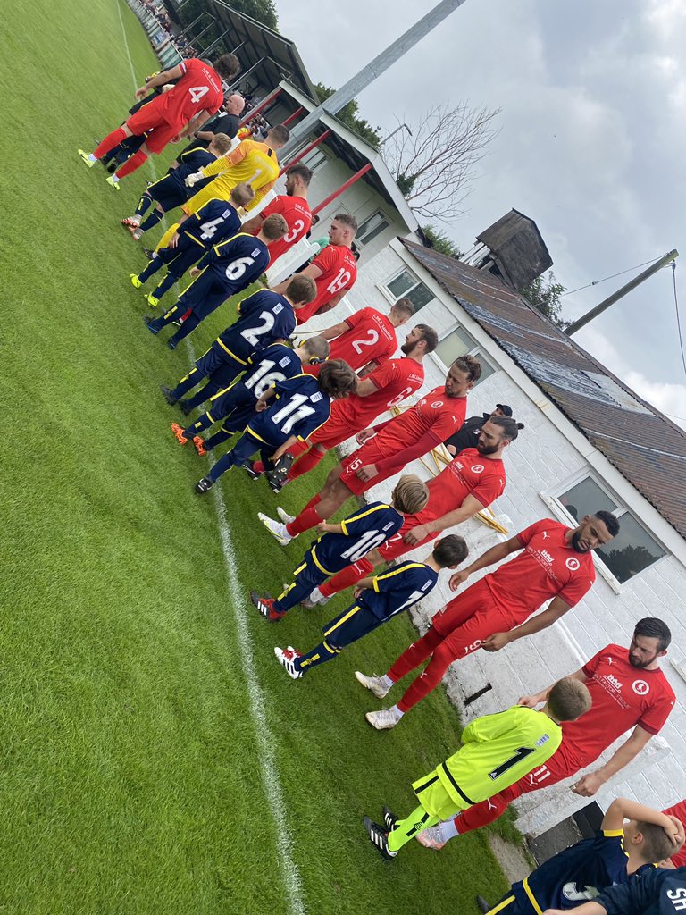 FromeTownUnited's tweet photo. Our U7’s loving being mascots for @FromeTownFC today for their @EmiratesFACup match with @PaultonRoversFC https://t.co/OqNoEXcGDV