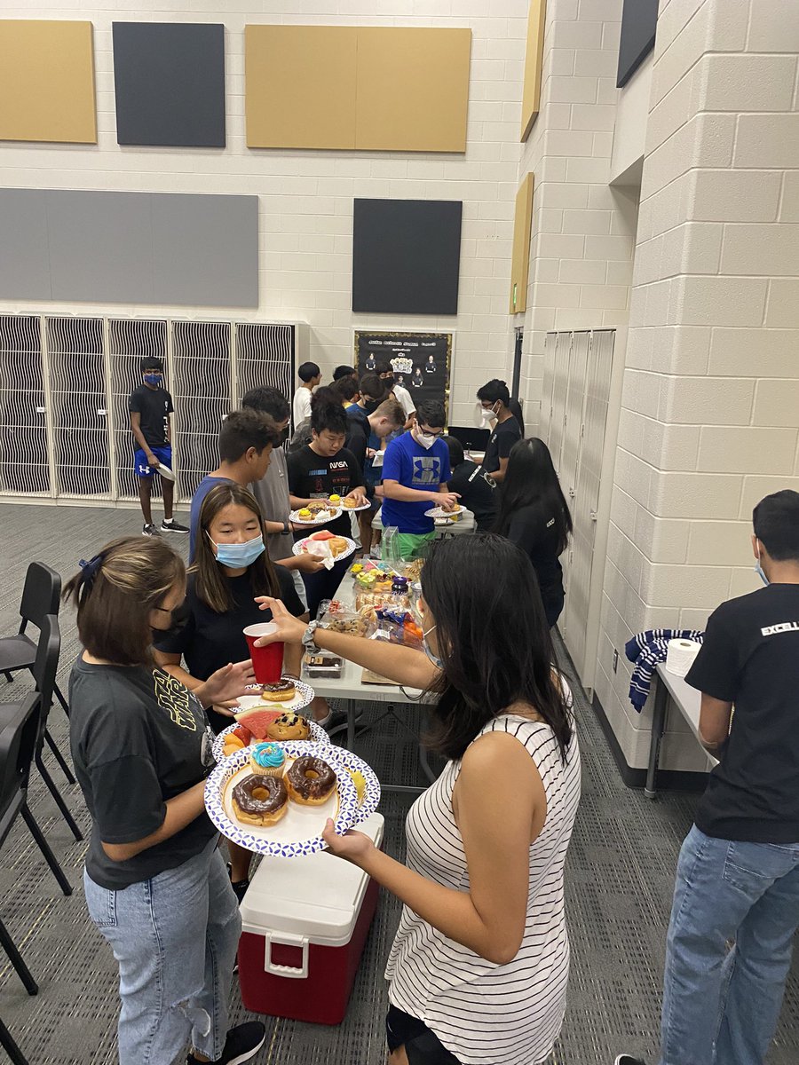 JordanHSOrch's tweet photo. Freshmen Breakfast 2021!! https://t.co/jvz1DRwAsF