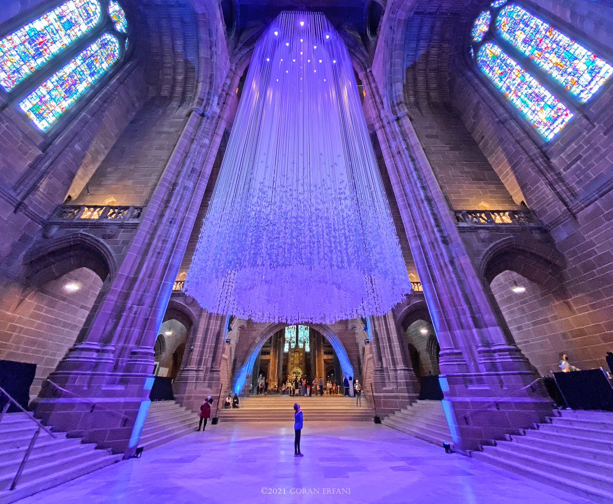 GoranErfani's tweet photo. This is an image of how classical #architecture can generously host modern art. Thousands of handmade #doves are composed and suspended from the #cathedral’s ceiling, promoting mass participation concept. Each dove was meant to spread the messages of peace &amp; hope.#instalationart https://t.co/WnWWeBjzfL